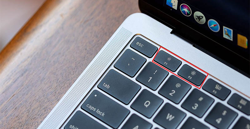 Sử dụng f1 để giảm, f2 để tăng độ sáng màn hình trên MacBook